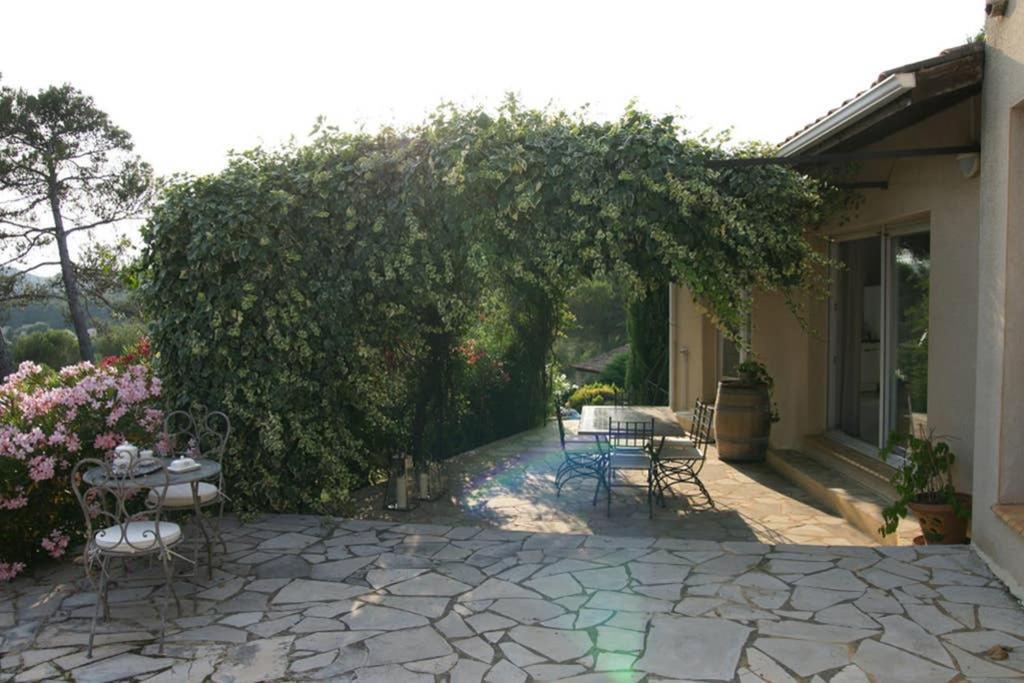 Elegante Villa De 180M3 Avec La Superbe Vue Connaux ภายนอก รูปภาพ
